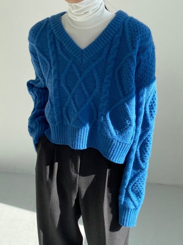 vivid blue crop wool knit